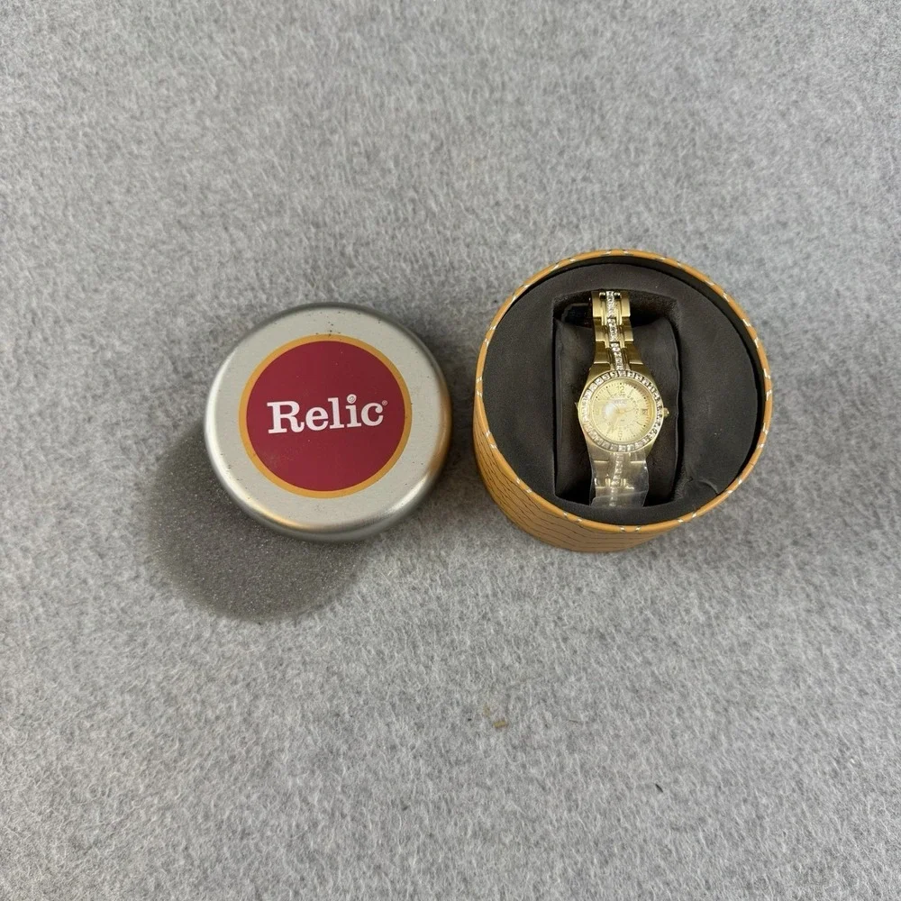 Relic ZR11778 Gold Tone Crystal Watch Parts Repair w/ Box Non Working PARTS ONLY